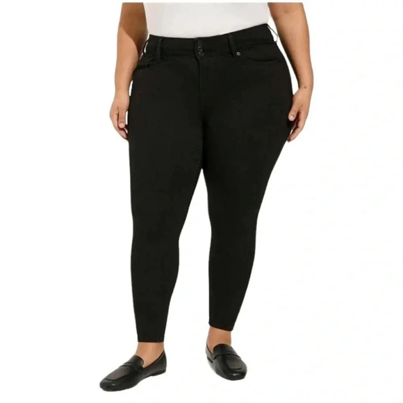 Torrid  Black Stretch Jeggings Size 12 - Picture 1 of 11
